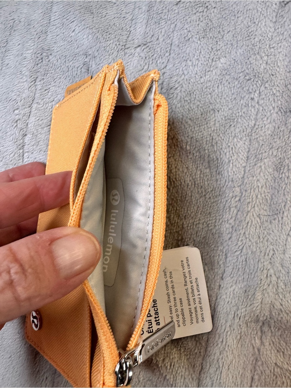 lululemon athletica orange clippable card case with keyring - Picture 5 of 5